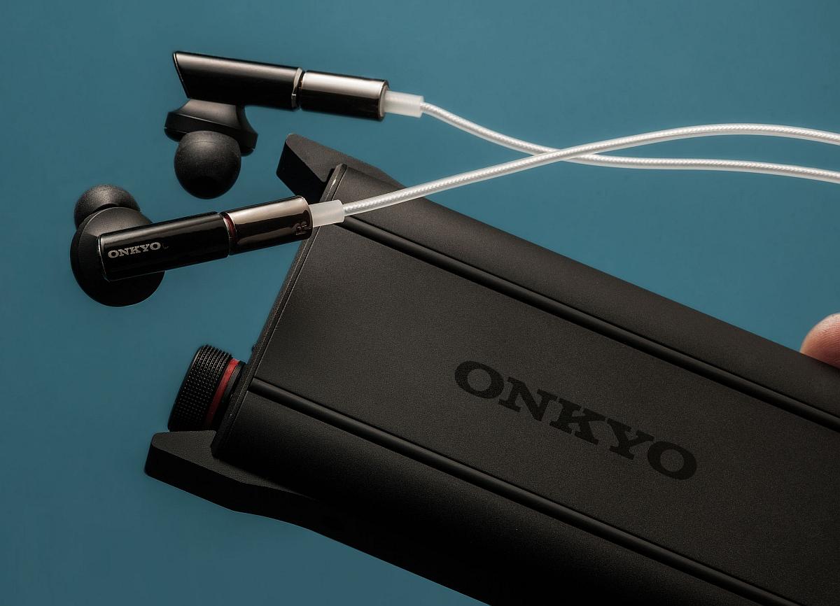 Onkyo DAC-HA200 (DAC HA200) Przetwornik cyfrowo-analogowy Onkyo DAC-HA200 (DAC HA200) Przetwornik cyfrowo-analogowy